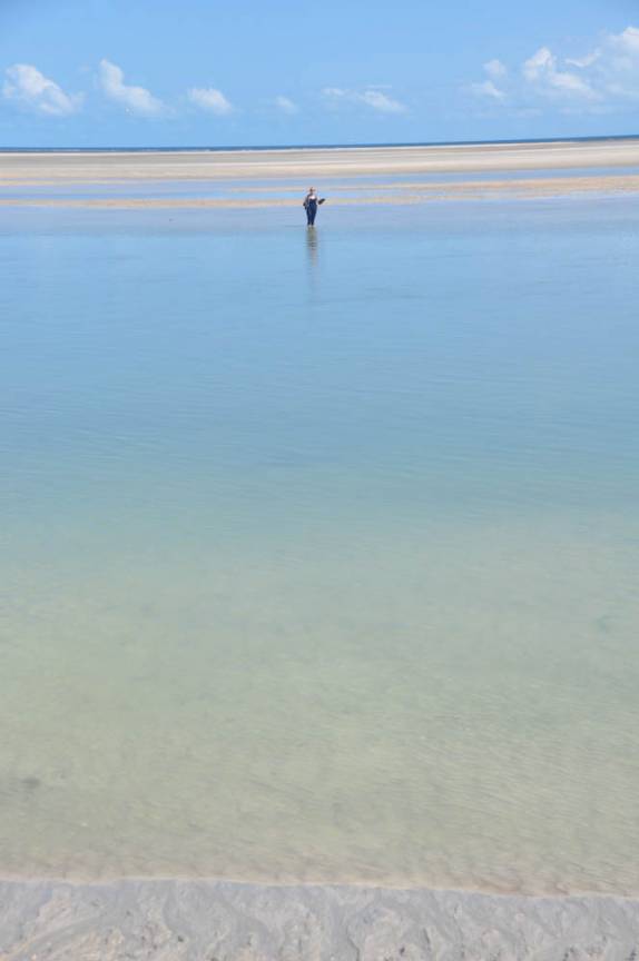 Cruzando um dos braços do Guriú, no caminho para Tatajuba - CE